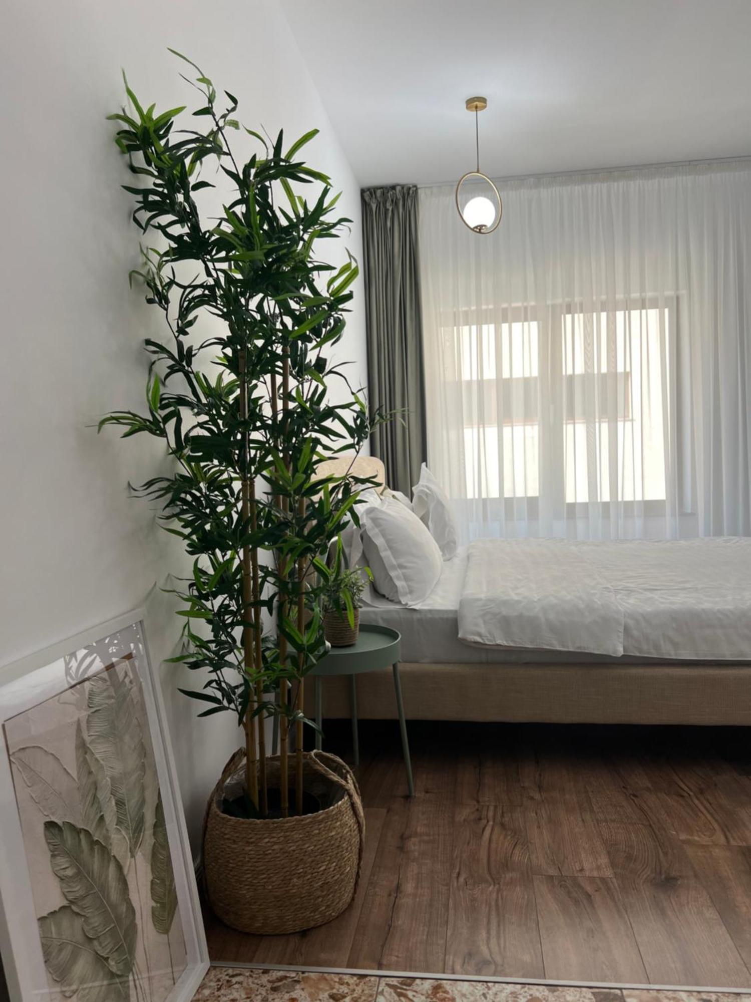 Cloud 9 Apartment *